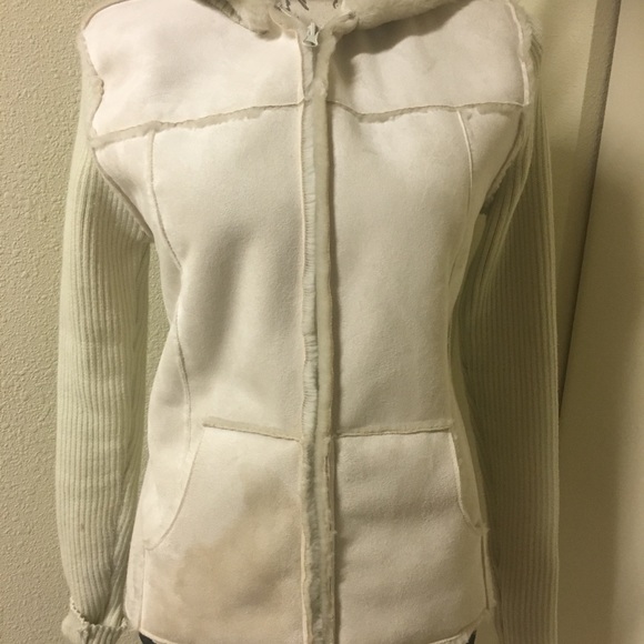 Cream suede warm jacket. - Picture 2 of 6